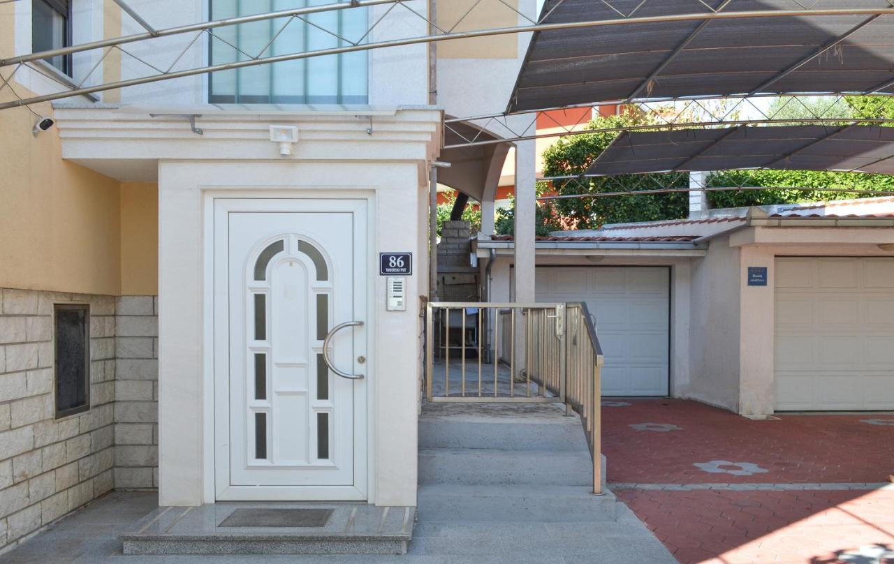 Villa Klaudia Trogir Exterior photo